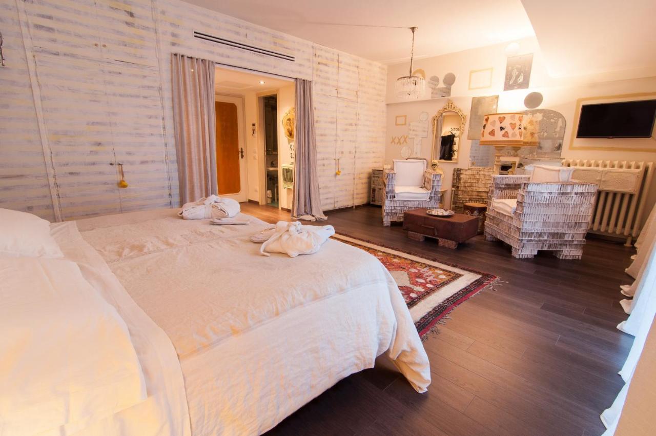Creative Double Room,1082994988:JPEG