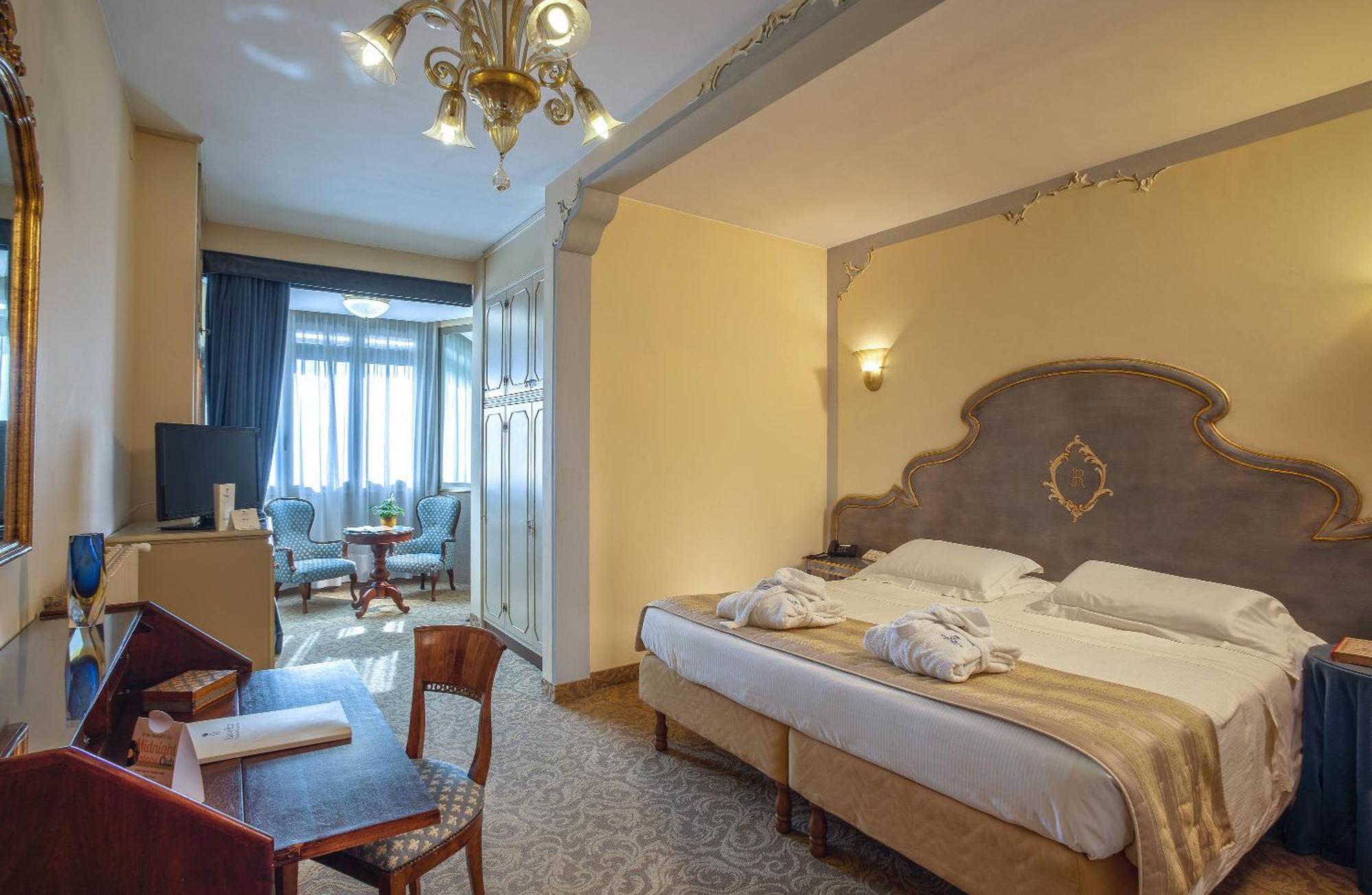 Small Double Room,1075188691:JPEG